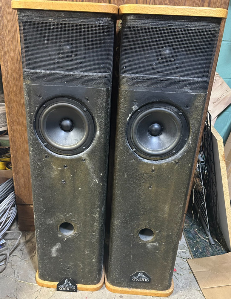 Merlin International Model 1460 Floor Standing Tower Speakers 3ft Tall