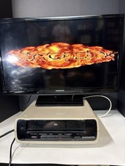 Vintage Magnavox VR9502AT01 VHS Player 1986 Tested Works