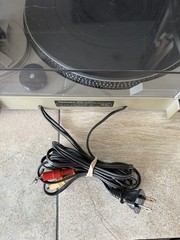 Technics SL-B205 Semi-Automatic Belt Drive Turntable Serviced AT3600L