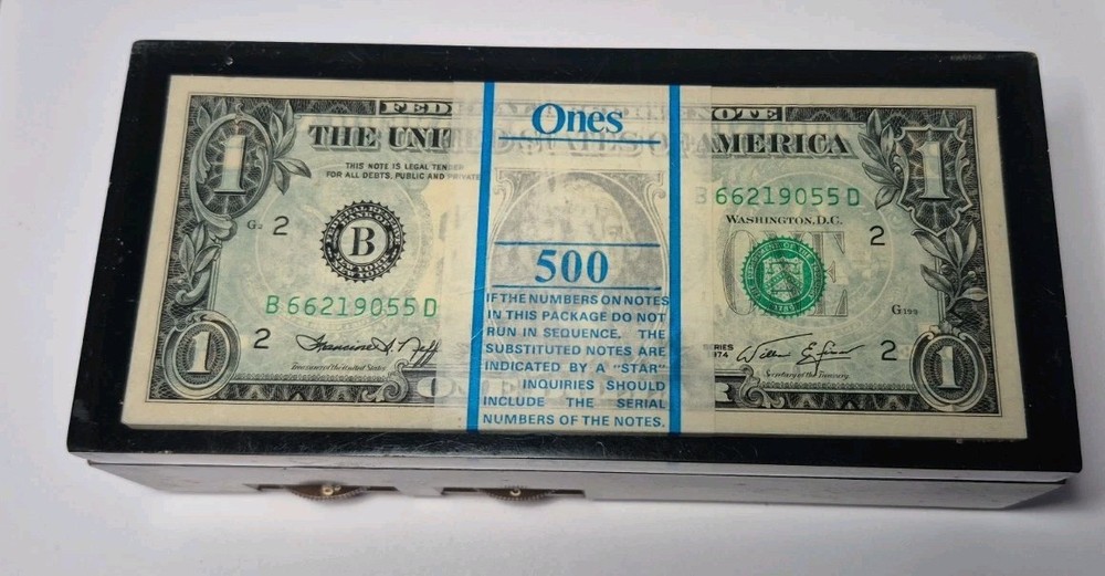 Vintage Lucite $500 1974 US One Dollar Bills Paperweight AM Radio Retro Works!