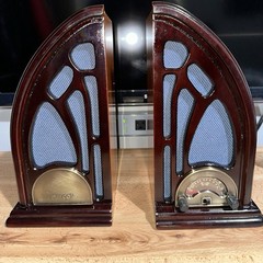 Philco • Wooden Cathedral AM/FM Radio Book Ends • H11″ x W10.5″ x D5.5″
