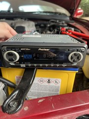 Pioneer KEH-P4025 car stereo cassette player receiver 2002 retro old headunit