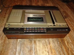 Sony Betamax SL-5400 Videocassette Recorder Player Weekend Programmer + Remote!