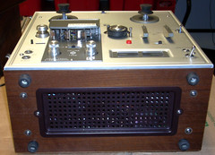 AKAI 1710W four track stereo mono tape recorder – SPEAKERS – ORIGINAL BOX – BOOK