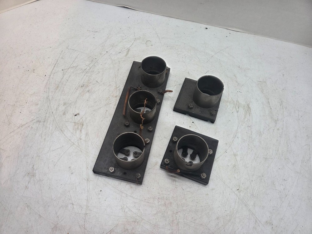 Lot of 5 Metal and bakelite Fada tube sockets 4 pin twist lock battery set