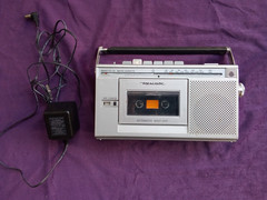 Vintage Realistic Minisette-10 Cassette Tape Player/Recorder + AM/FM Radio