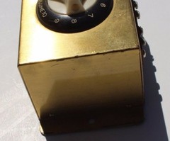 Vtg AudioTex Hi Fi Speaker Control Cat # 30-380 Speaker Control W/ Case