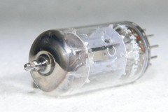 Telefunken ECC83/12AX7 Long Smooth Plate Diamond Mark on Bottom Strong Germany