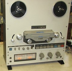 WOODEN REPLACEMENT FEET for your Reel to Reel