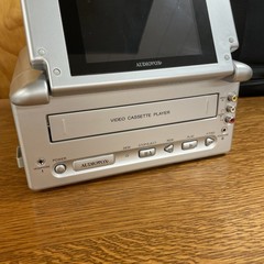 Audiovox VBP2000 Portable VHS Player 5″ Screen TESTED WORKS READ