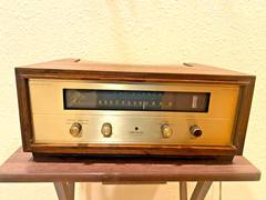 The Fisher Model FM- 100-B FM Tube Stereo Tuner (Required Restoration )