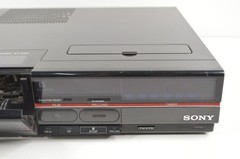 Sony EV-A80 Video8 8mm Tape Player FOR REPAIR – Powers On – Door Won’t Shut