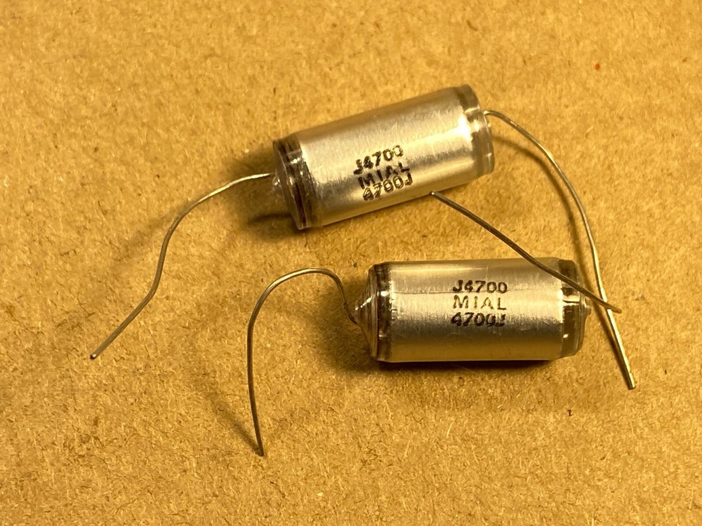 2 NOS Vintage Mial .0047 uf 630v Polystyrene Glass Capacitors 4700pf (Qty