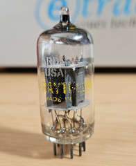6681 RAYTHEON VINTAGE PREAMP TUBE 12AX7A LAB GRADE (1963) *eTRACER*