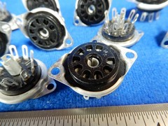 Bottom Mount 9 Pin Vacuum Tube Sockets Great Quality Qty 10 NOS 1 1/8″ Btwn Cntr