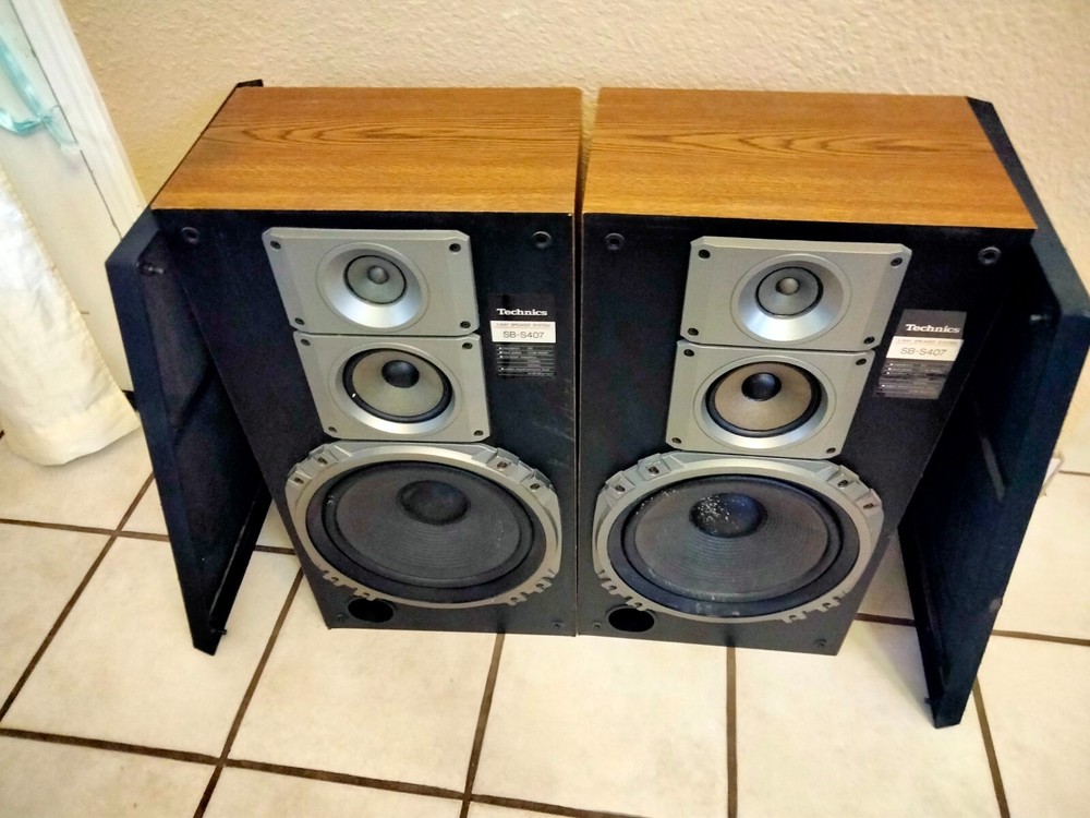 Vintage Pair Technics SB-S407 3 Way 150 Watts Hi-Fi Speakers Tan Cabinet W/Grill