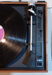 BIC 940 Manual Belt-Drive Turntable Beautiful Walnut Frame USA Made 1974 WORKS