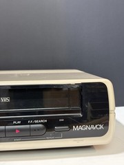 Vintage Magnavox VR9502AT01 VHS Player 1986 Tested Works