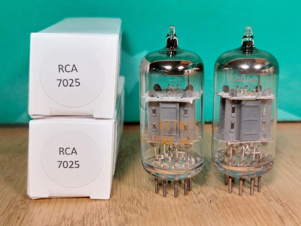 Pair of RCA 7025 Vacuum Tubes – Test NOS+ & 11% matched