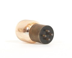 1920 Moorhead Radio Tube With Shaw Base, Amber Glass & GOOD Filament