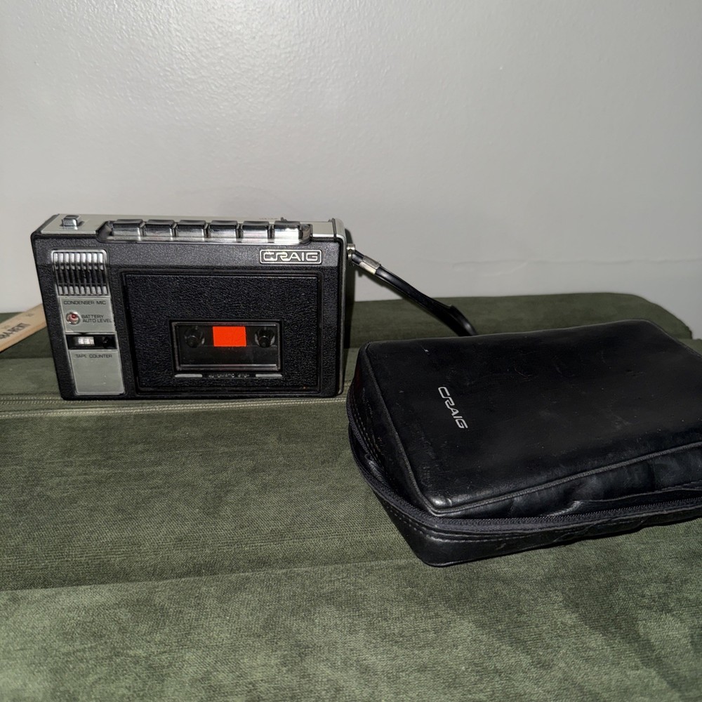 Vintage CRAIG Corporation 2629 Compact Portable Cassette Recorder W/ Case