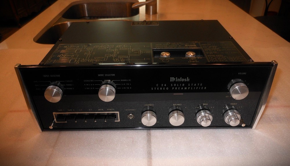 BEAUTIFUL VINTAGE MCINTOSH C-26 PREAMPLIFIER, MC-2105 AMPLIFIER AND MR-74 TUNER!