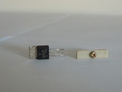 Pioneer SA-6500 Transistor and Holder 2SD525