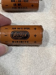 Astron Minimite Dry Electrolytic Capacitor MM-16-450, 16 MF,450 W.V.D.C,525V.S.P