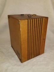 1938-40 Detrola Pee Wee Portable Radio RARE ART DECO Tweed Wrap Suitcase Style