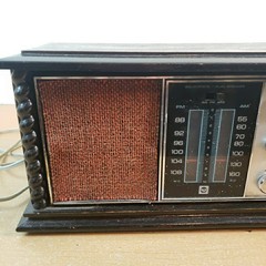 Vintage 1960s RCA Japan 16″ Solid State Wood AM FM Tabletop Radio Pecan WORKS