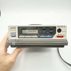 SONY EVO-210 Video 8mm Video Cassette Recorder Player Bundle Tested Works