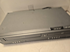 Magnavox DV200MW8 4-Head Combo DVD/VHS Player No Remote DVD works,VHS Eats Tapes