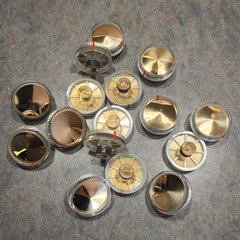 Vtg Radio / amplifier , tuner, electronic Knob lot steam punk 15pc lot gold tone