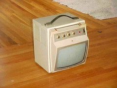 RETRO VINTAGE TV MONITOR 8 INCH VKOA JAPAN B+W EARLY 60s TRANSISTORIZED