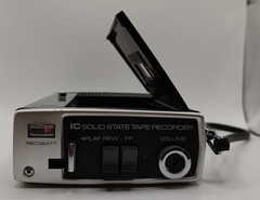 Vintage Sharp RD-406 Portable Cassette Recorder Tested Working Japan Solid State
