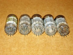 LOT OF 5 MULLARD 12AX7/ECC83 TUBES I61 TYPE (1959-1964 SHORT PLATE) LOW TEST
