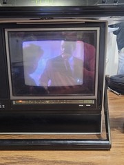 Retro BELL HOWELL SHOWMATE 2 6427 TV WITH VCR READ DESCRIPTION Gaming Portable