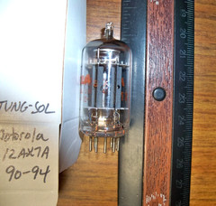 Strong Motorola by TUNG-SOL Long Gray Plate Angled D Getter 12AX7 / ECC83 Tube