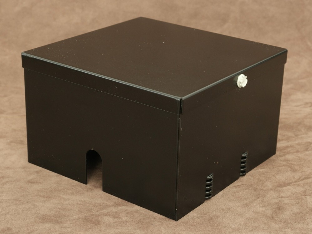 McIntosh MAC 1900 Receiver Part : AM/FM Front End Assembly Cover