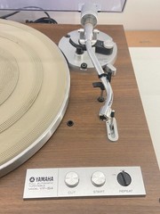 Yamaha YP-B4 Automatic Belt Drive Turntable Record Player FOR PARTS/REPAIR
