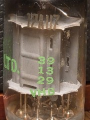 12AU7 Vacuum Tube Pair Sylvania Test NOS 100 % Gray Plate Slant D Get Tube Amp