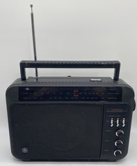 GE SUPERADIO 7-2887A General Electric Long Range AM/FM Super Radio Works