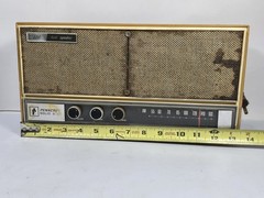 Rare J.C. Penney Pencrest Solid State Model 5513 AM Dual Speaker Radio For Parts