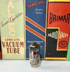 AMPEREX NEW YORK / BECKMAN GOLD PIN 6922 TUBE CODES 7L5/*0L & 61-52 TV7 TEST