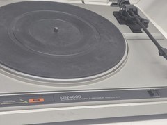 Kenwood KD-21R Belt Drive Turntable