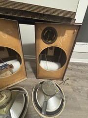 Vintage LEAK British Hi-Fi Speakers –12” Sandwich Woofers Original Cabinets Work