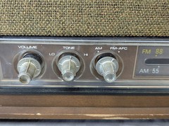 VINTAGE GENERAL ELECTRIC DUAL SPEAKER AM/FM Tube RADIO MODEL T1243B TESTED WORKS