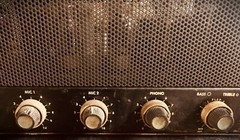 Stromberg Carlson Signet 70 Tube Amplifier in good working condition !
