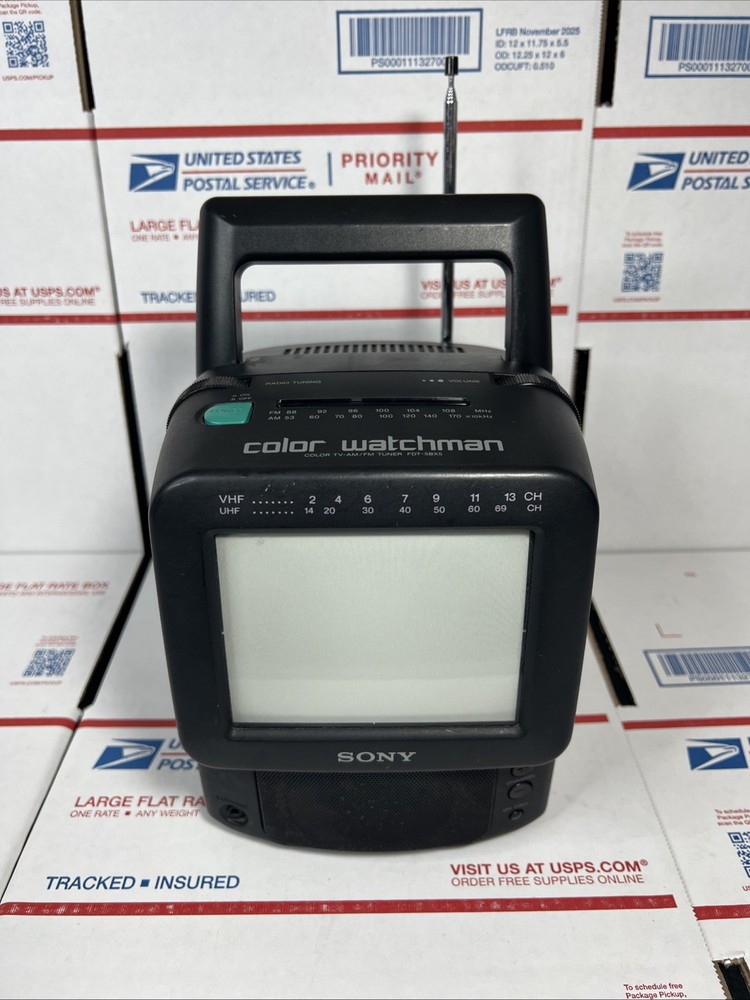 Sony Color Watchman FDT-5BX5 5″ Color CRT TV AM/FM (NO CORD) – WORKS – WARRANTY