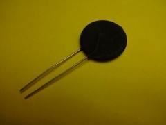 INRUSH LIMITER .5 OHMS 30 AMP MIN 32MM FOR DYNACO HAFLER OTHERS AS REQUESTED !